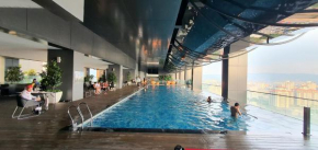M CITY AMPANG, KLCC pool view